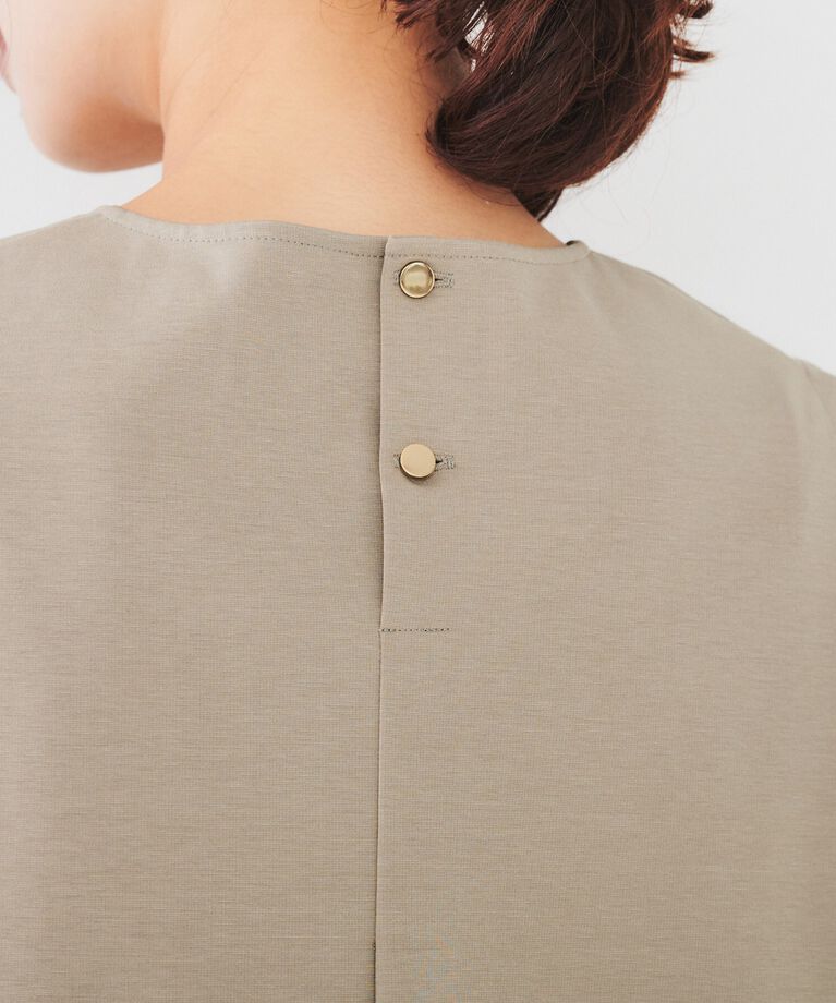 UNTITLED「【二の腕スッキリ/なめらか素材】タックノースリーブ」|Tシャツ・カットソー|