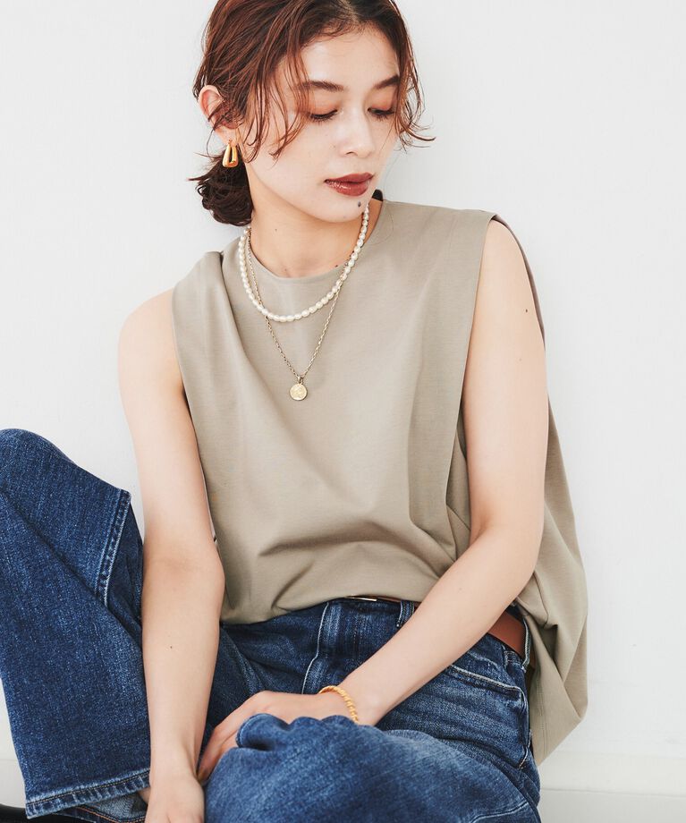 UNTITLED「【二の腕スッキリ/なめらか素材】タックノースリーブ」|Tシャツ・カットソー|ﾄｰﾌﾟ(054)
