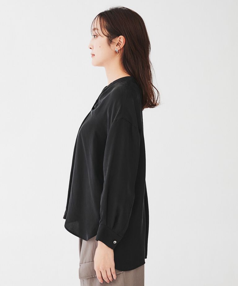 UNTITLED「【セットアップ可能/パウダータッチ】シルキーキュプラ スキッパーブラウス」|シャツ・ブラウス|