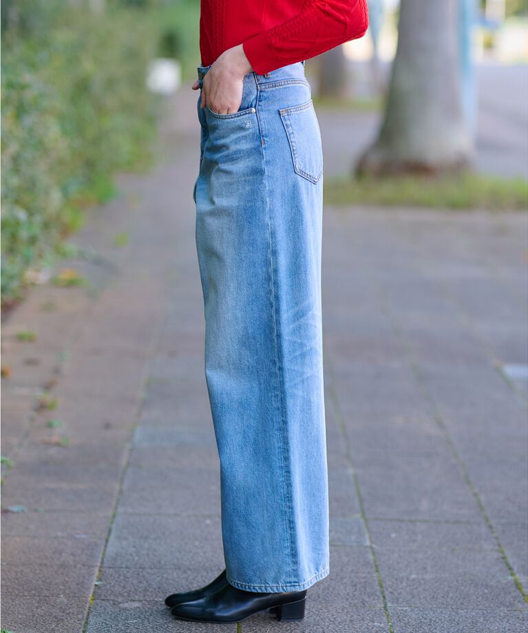 DRESSTERIOR「【大人百花春号掲載 モデル美香さん着用】ヴィンテージ加工ワイドデニムパンツ」|デニム|