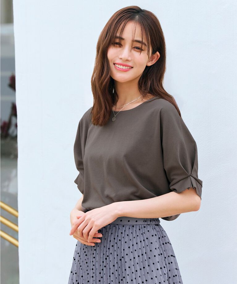grove「＜接触冷感／UVカット＞タックドルマンプルオーバー」|Tシャツ・カットソー|ｶｰｷ(027)