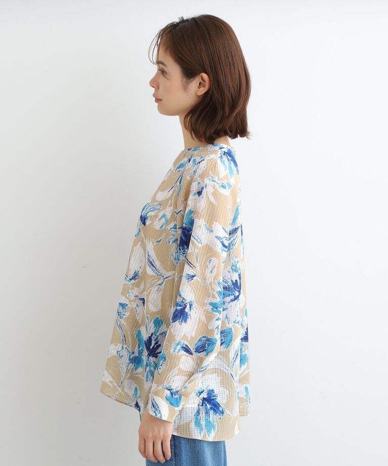 INDIVI「【春の新作！/洗える/日本製】アートタッチフラワーブラウス」|シャツ・ブラウス|