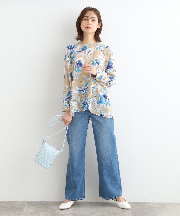 INDIVI「【春の新作！/洗える/日本製】アートタッチフラワーブラウス」|シャツ・ブラウス|