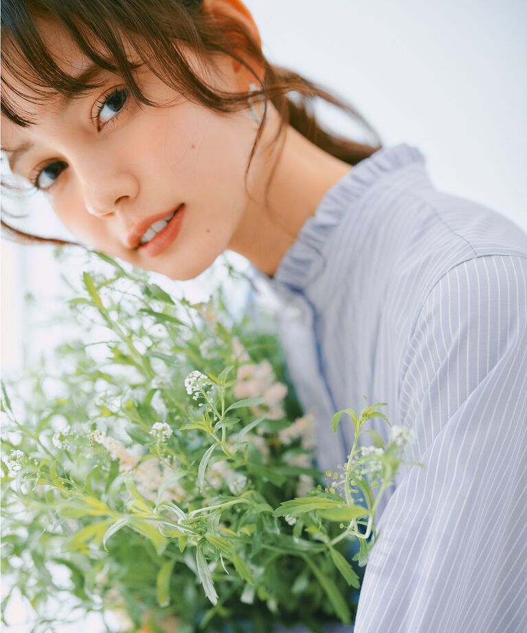 index「《6color》フリルバンドカラーペプラムブラウス【洗濯機洗い可/イージーアイロン/防シワ】」|シャツ・ブラウス|