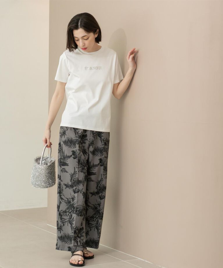 OPAQUE.CLIP「刺繍＆スパンコールロゴTシャツ【洗濯機洗い可】」|Tシャツ・カットソー|