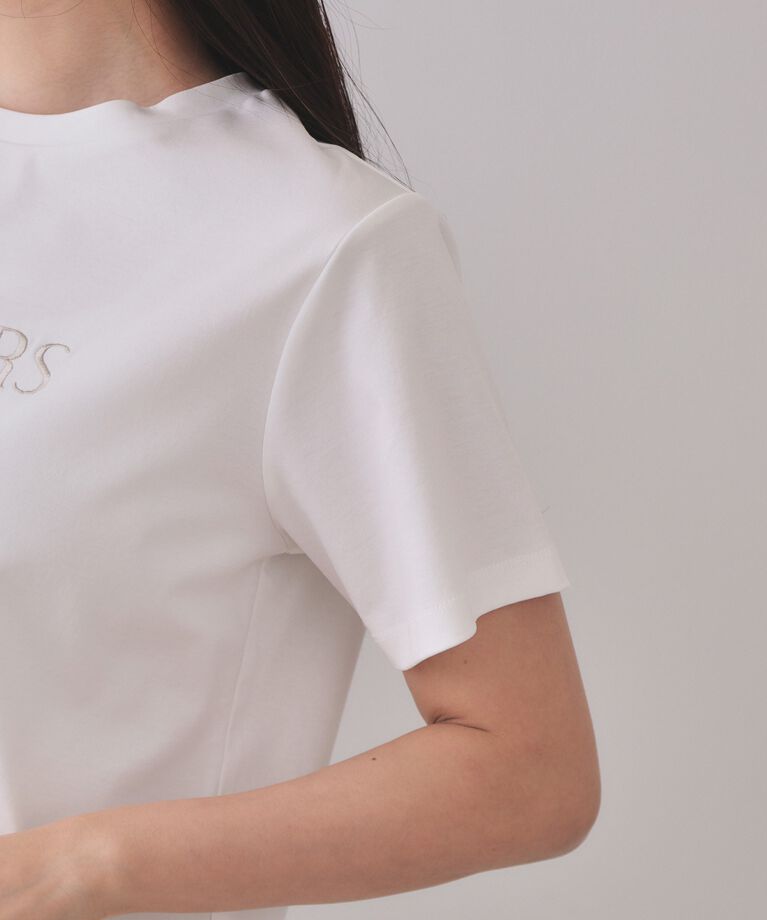 OPAQUE.CLIP「刺繍＆スパンコールロゴTシャツ【洗濯機洗い可】」|Tシャツ・カットソー|