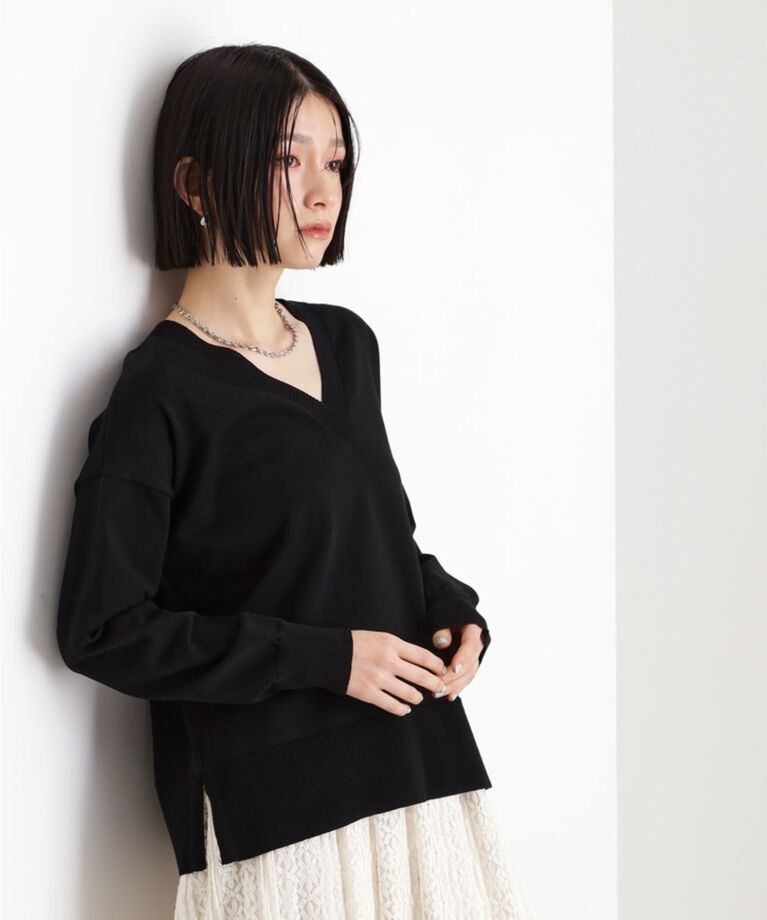 THE SHOP TK「【毛玉になりにくい】さらっとキレイVネックニット/洗濯機OK」|ニット・セーター|ブラック(019)