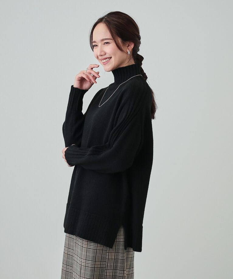 SHOO･LA･RUE「【S-LL/体型カバー】上品さを兼ね備えた ふわふわゆるハイネックニット」|ニット・セーター|