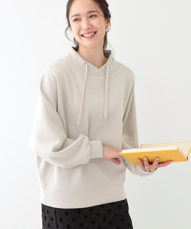 SHOO･LA･RUE「【S-LL】なめらかタッチ もちさら抜け襟トップス」|Tシャツ・カットソー|ライトグレー(011