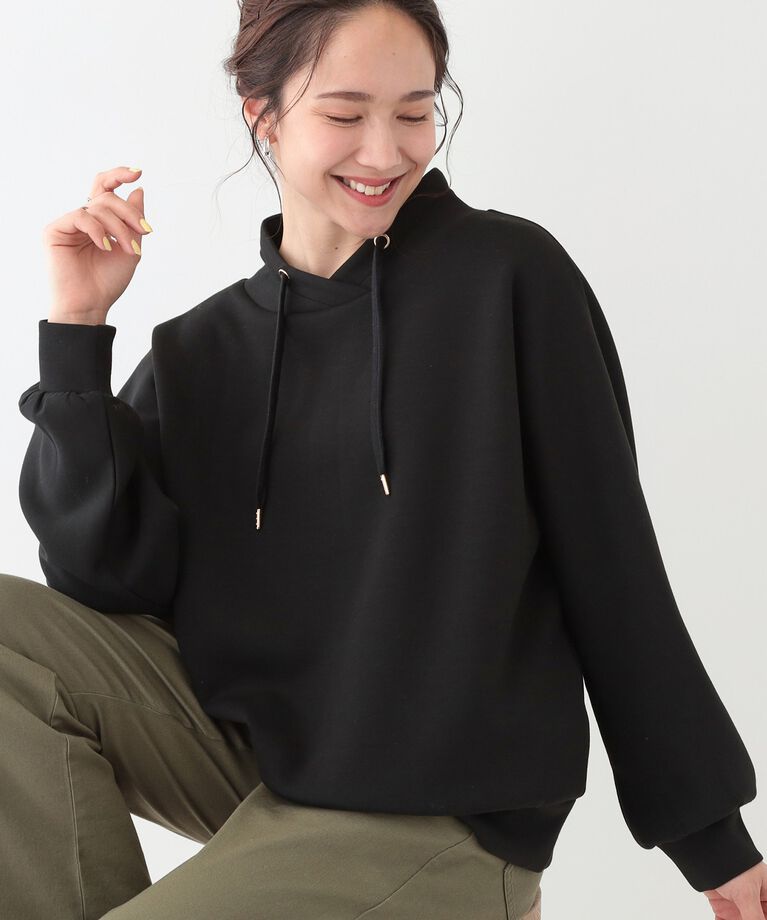 SHOO･LA･RUE「【S-LL】なめらかタッチ もちさら抜け襟トップス」|Tシャツ・カットソー|ブラック(019)