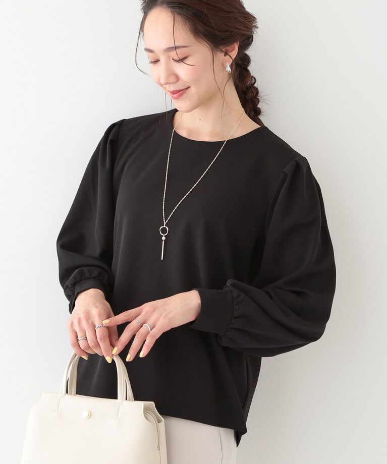 SHOO･LA･RUE「【S-LL/2点セット】女性らしく好印象 アクセ付き カットジョーゼット トップス」|Tシャツ・カットソー|ブラック(019)
