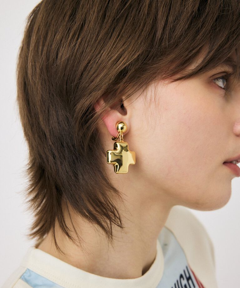 MOUSSY「PUFFED CROSS CLIP イヤリング」|ピアス|