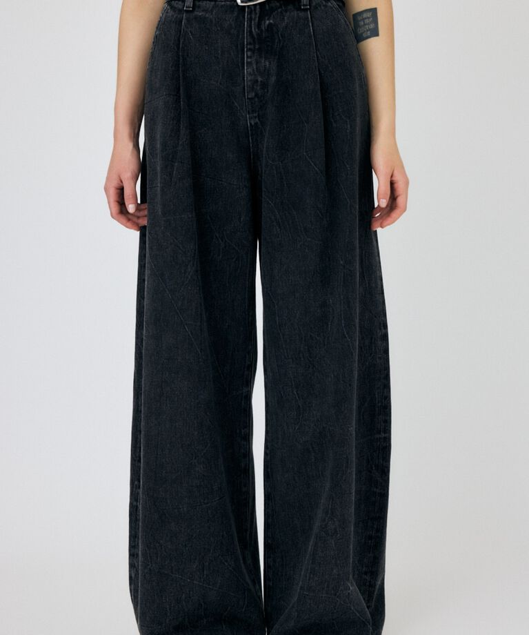 MOUSSY「WAVY TUCK BAGGY」|デニム|