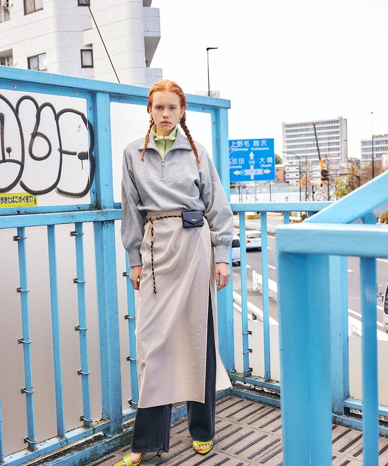 MOUSSY「HW 90S ブラックストレートデニム」|デニム|