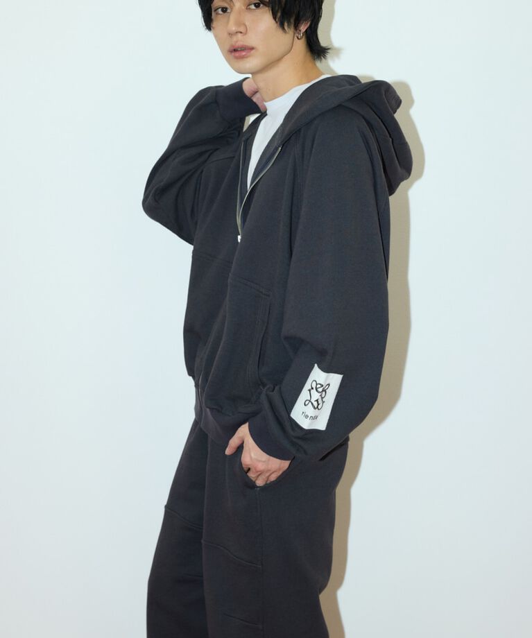 rienda「Rパッチ付きユニセックススウェットトップス」|Tシャツ・カットソー|L/BLK1