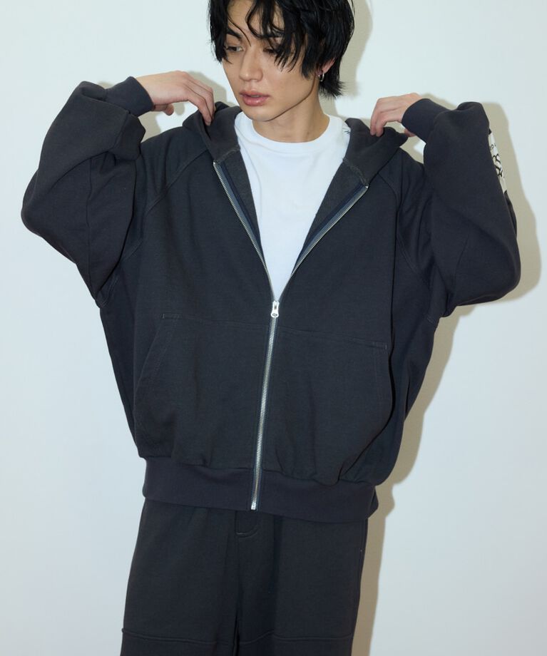 rienda「Rパッチ付きユニセックススウェットトップス」|Tシャツ・カットソー|