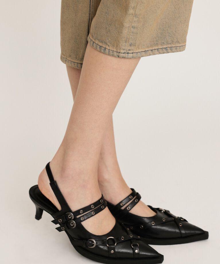 SLY「POINTED TOE BELT サンダル」|サンダル|BLK