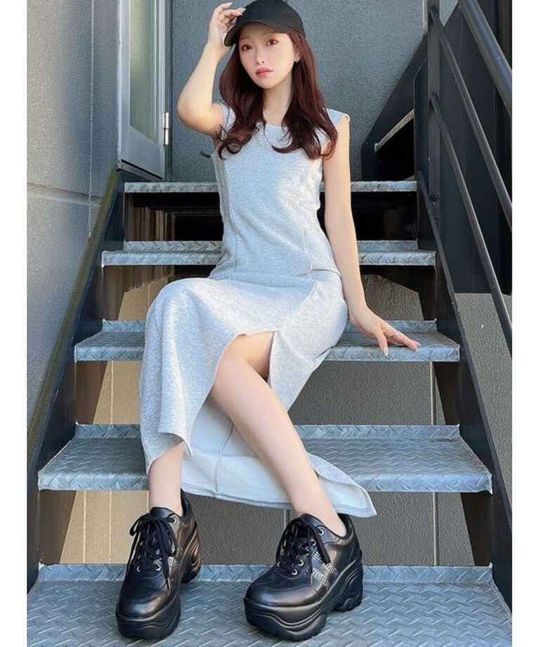 RESEXXY「【WEB限定】バックオープンスリットワンピース」|ワンピース|