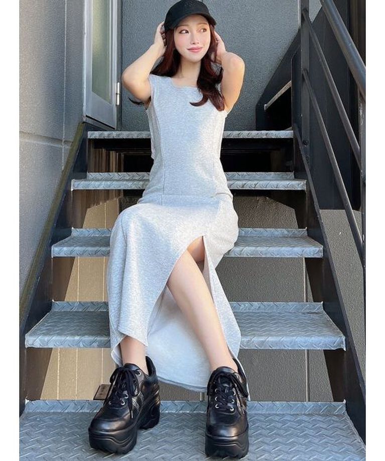 RESEXXY「【WEB限定】バックオープンスリットワンピース」|ワンピース|