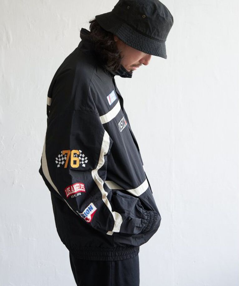 VENCE share style「【ユニセックス】VISION STREET WEAR ヴィジョンストリートウェア スタンドレーシングジャケット」|ブルゾン・スタジャン|