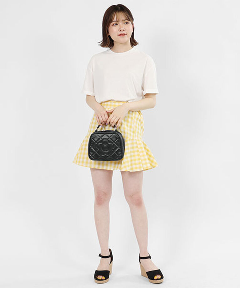 MARY QUANT「スクエアキルトデイジーパッチ 2WAYショルダー」|ショルダー・メッセンジャー|