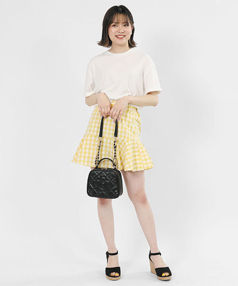 MARY QUANT「スクエアキルトデイジーパッチ 2WAYショルダー」|ショルダー・メッセンジャー|