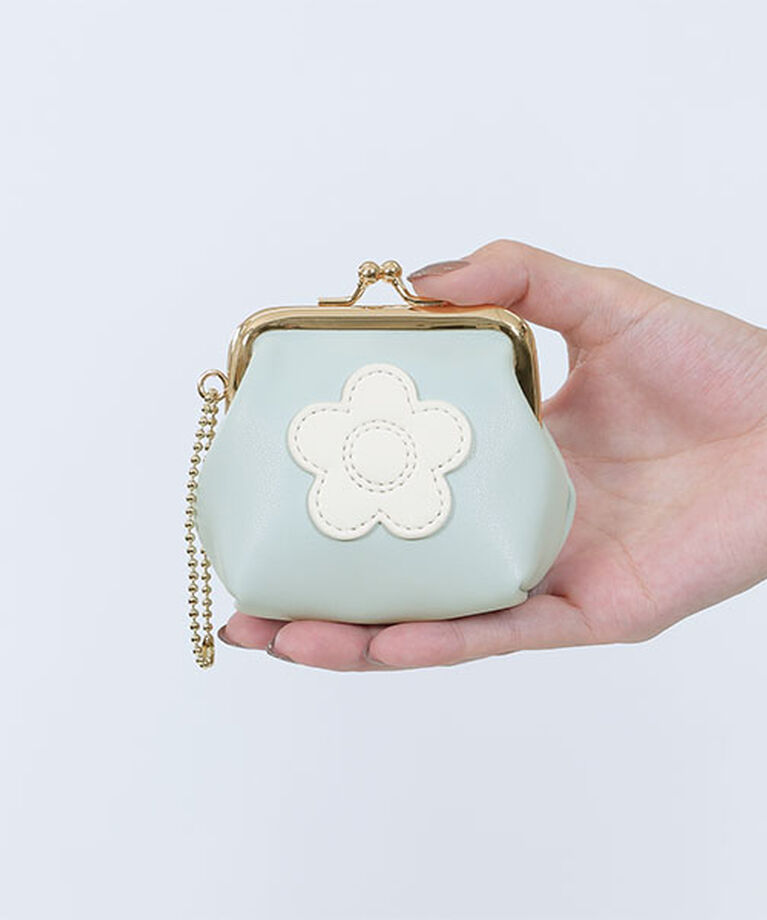 MARY QUANT「シンプルデイジーマーク２ ガマ口ポーチミニ」|ポーチ|ライトブルー
