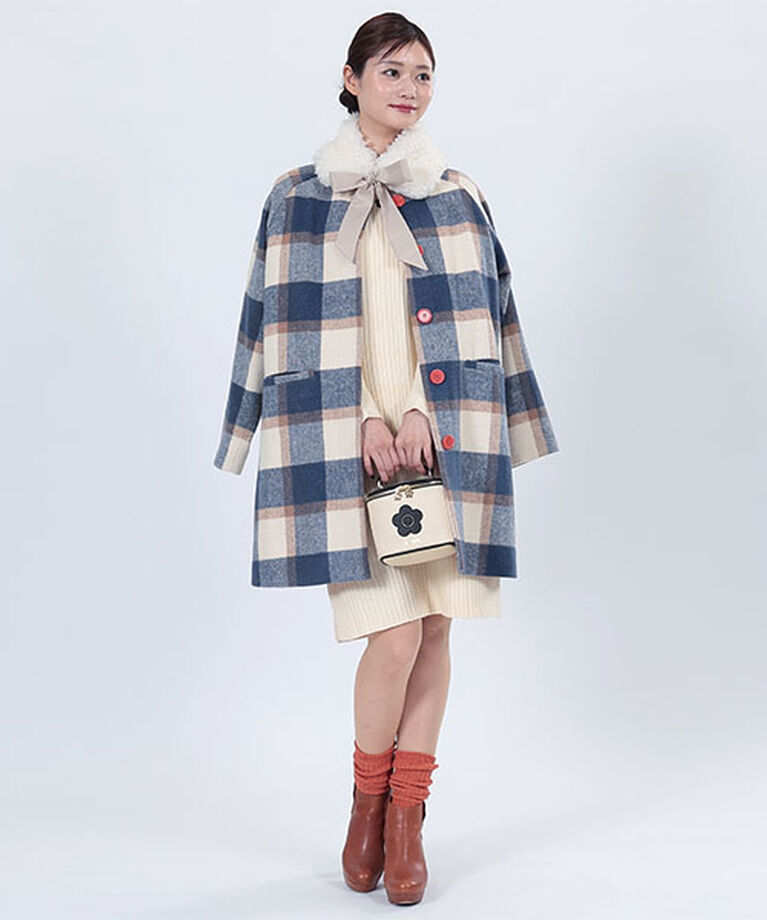MARY QUANT「バイカラーサフィアーノデイジー キューブバニティ」|ポーチ|