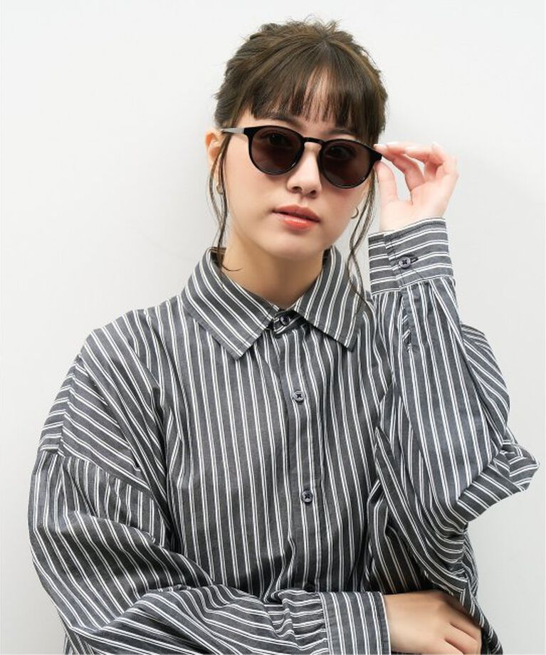  「【WEB限定】ボストン型 サングラス | カラーレンズ 軽量 トレンド 紫外線対策 UVカット ユニセックス」|サングラス|黒3