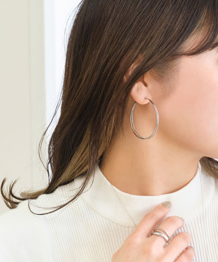 Phoebe「ダブルラインフープピアス　シルバー」|ピアス|