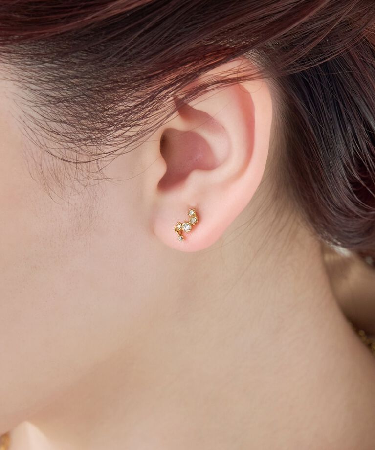Phoebe「【金属アレルギー対応】ミーティアビジュースタッドピアス」|ピアス|