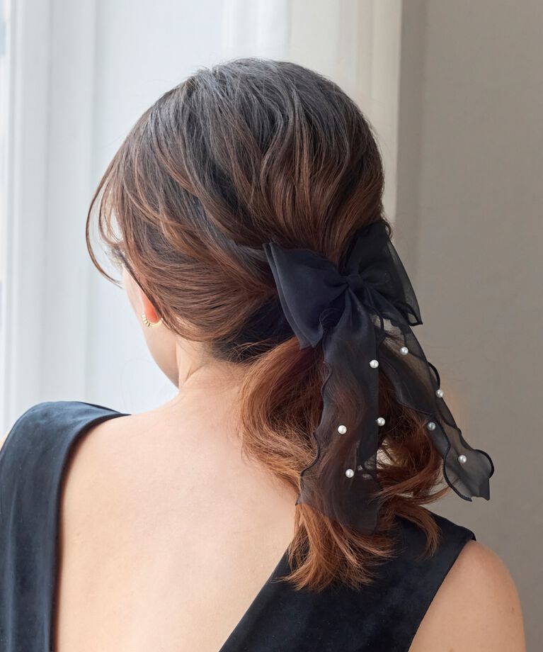 Phoebe「フレアリボンドットパールヘアゴム　ブラック」|ヘアゴム・シュシュ|
