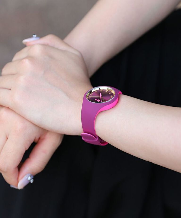 ICE-WATCH「〈ICE-WATCH(ｱｲｽｳｫｯﾁ)〉 duo chic ﾊﾞｰｶﾞﾝﾃﾞｨ ﾋﾟﾝｸ」|腕時計|