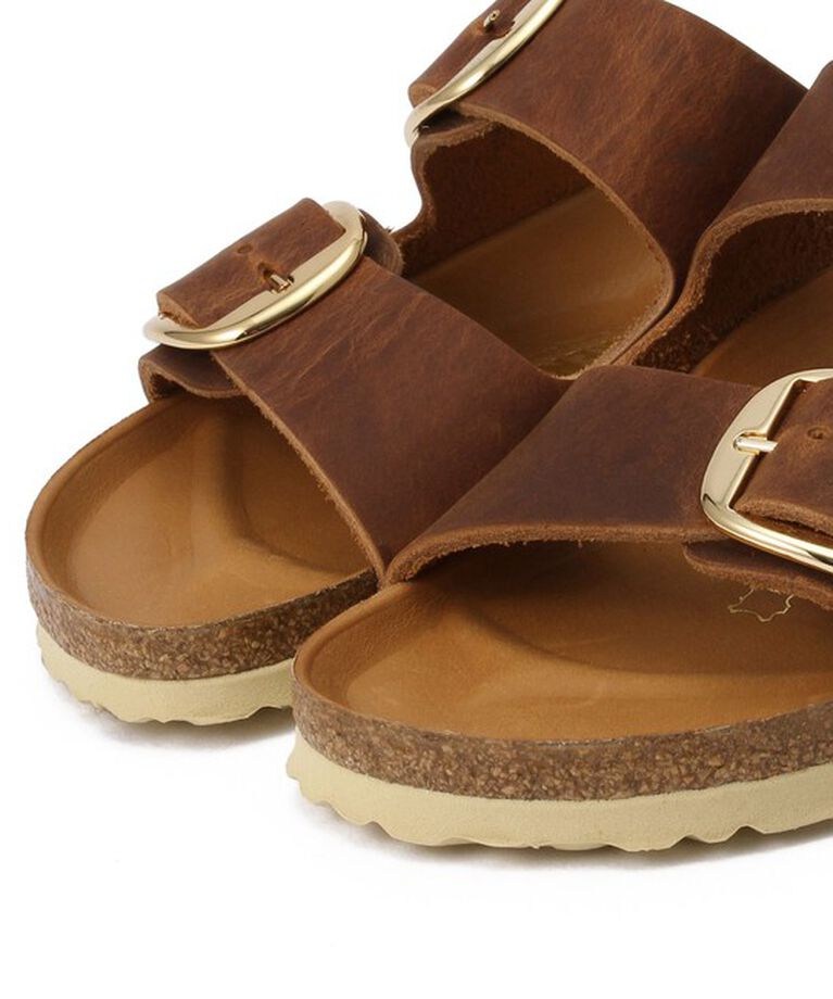 BIRKENSTOCK「【ビルケンシュトック】アリゾナ ビッグバックル ハーフエクスクィジット/コニャック/サンダル」|サンダル|