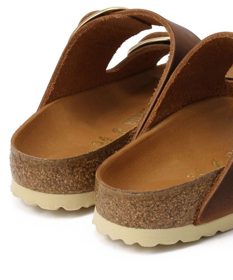 BIRKENSTOCK「【ビルケンシュトック】アリゾナ ビッグバックル ハーフエクスクィジット/コニャック/サンダル」|サンダル|