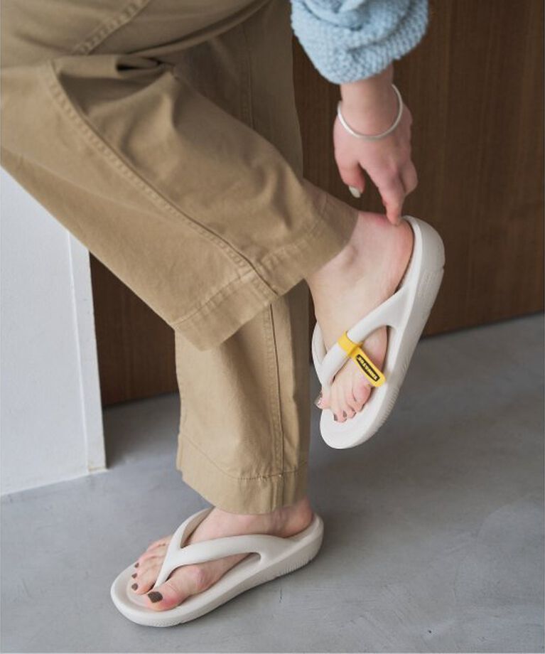  「《追加》TAW&TOE/トーアンドトー ZEROVITY Flip Flop OG」|サンダル|ナチュラル