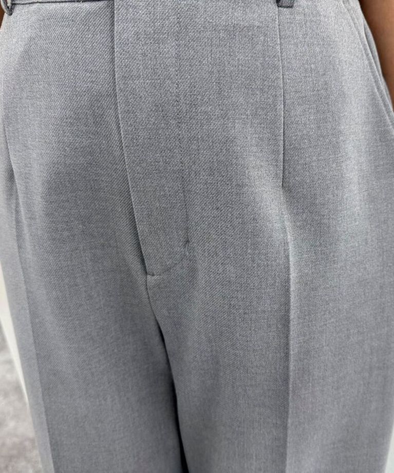 fredy emue「bestシルエットツイルストレートパンツ」|チノ|