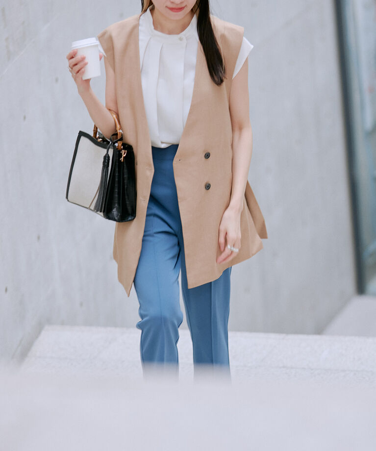 vis-a-vis「【WEB限定】【SET】フレンチスリーブタックブラウス＆フレアーパンツセット【sustainable】」|シャツ・ブラウス|ホワイト系(11)