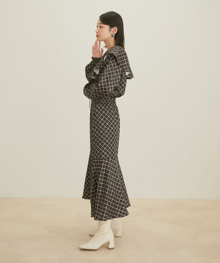 VIS「【セットアップ対応】【洗える】モノグラムフリルシャーリングブラウス」|シャツ・ブラウス|
