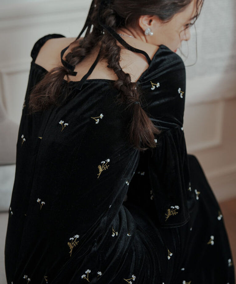  「【オケージョンドレス/結婚式】velour bell sleeve dress」|ドレス|