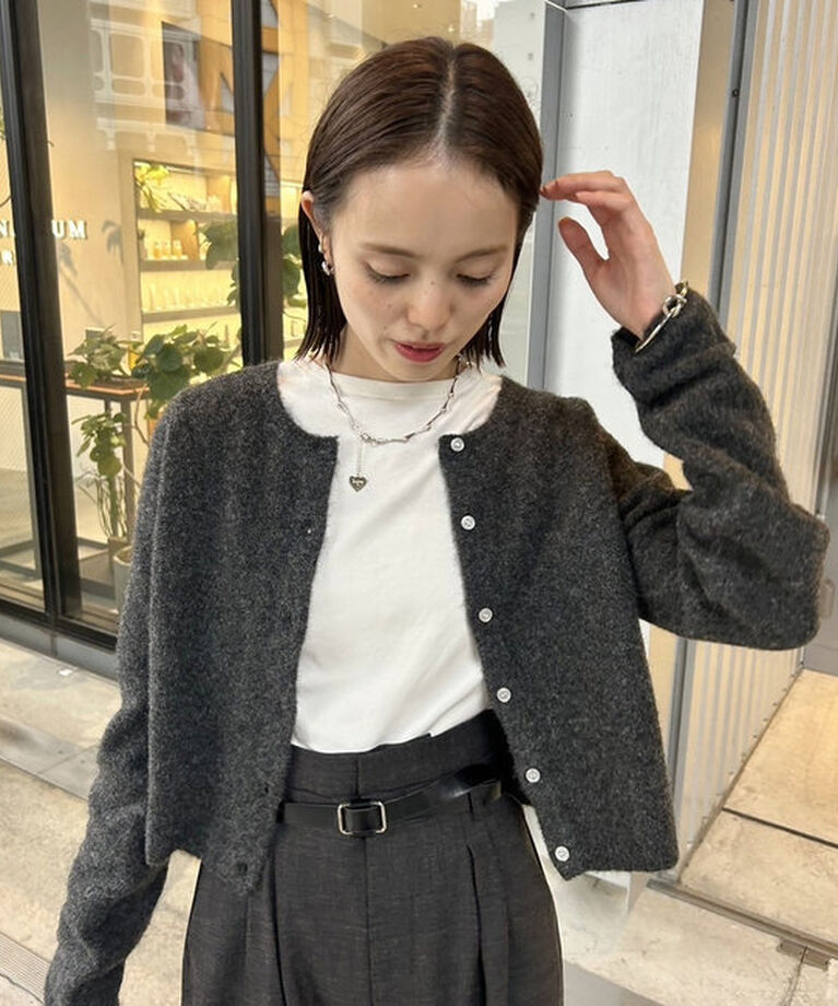  「【レイヤードスタイルも◎】PARIS刺繍カーディガン」|カーディガン|