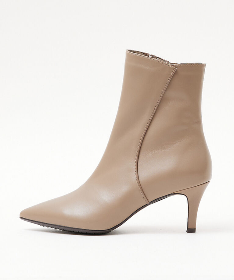 AU BANNISTER「【最高ブーツ/ 6.5cmヒール】ポインテッドトゥショートブーツ」|ショートブーツ|