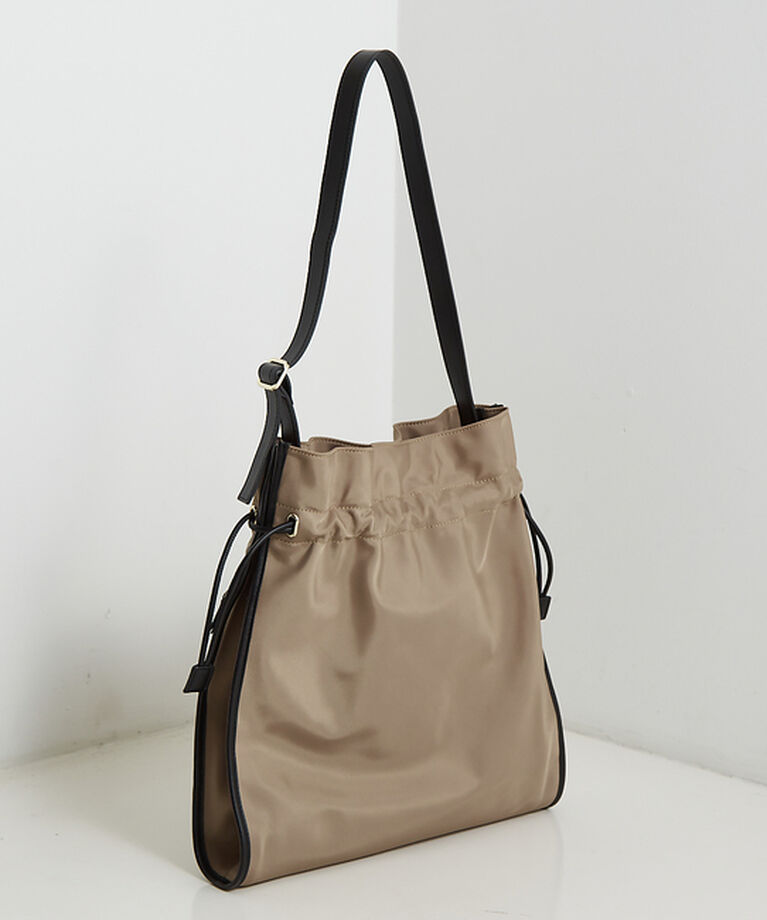 LOWELL things「【TVドラマ使用商品】Anfis/ナイロンワンショルダーバッグ」|トートバッグ|