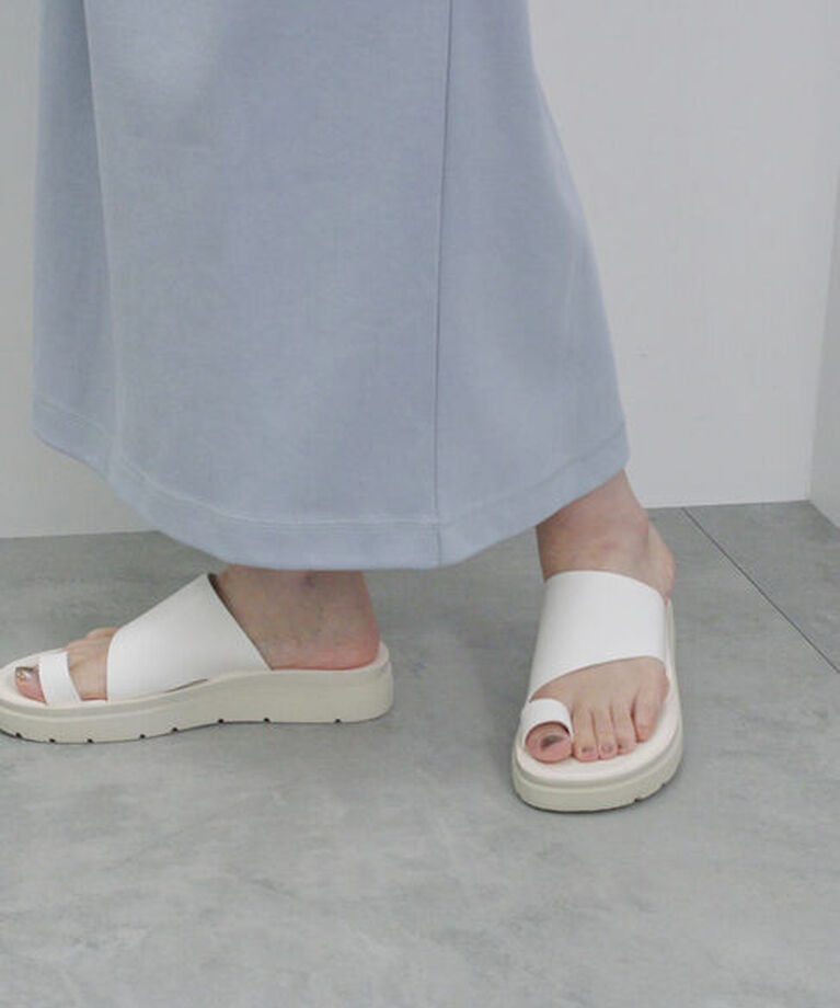 Samansa Mos2 blue「【ふっくらクッション】厚底トングサンダル」|ビジネス・ドレスシューズ|