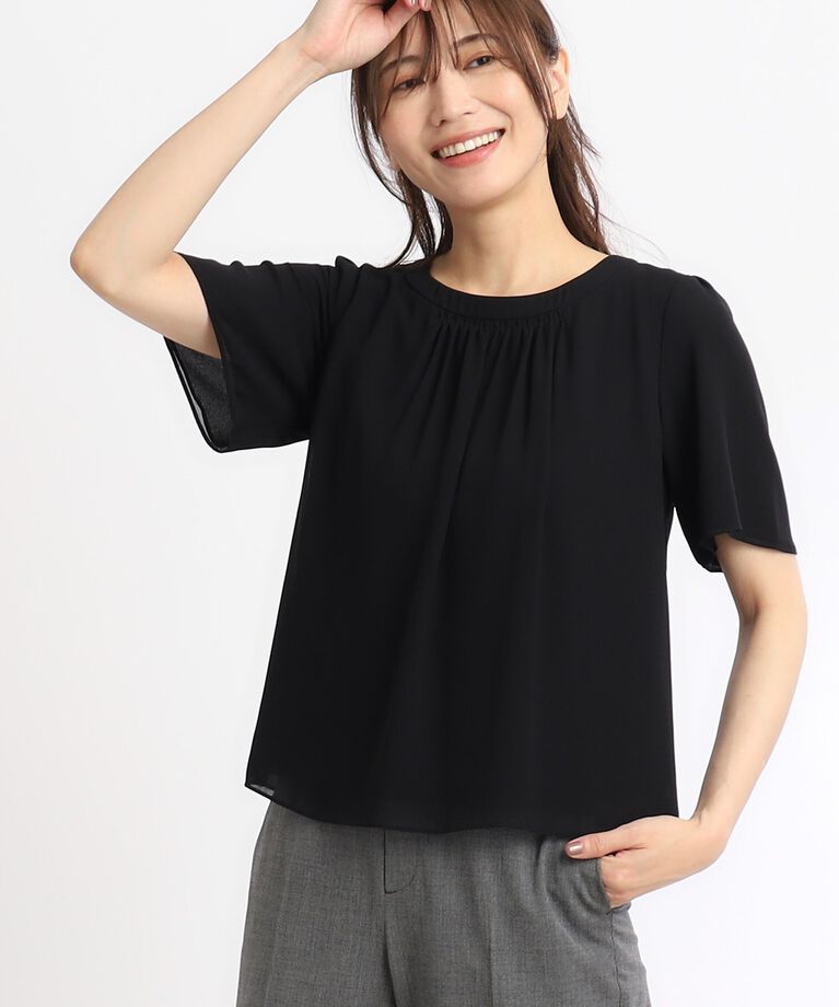 Reflect「【UVカット／接触冷感／マシンウォッシュ可】スクエアネックタックブラウス」|Tシャツ・カットソー|