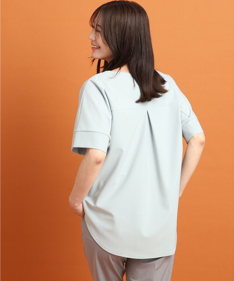 Reflect「【SALE／UVカット／接触冷感／マシンウォッシュ可】スキッパーネックブラウス」|Tシャツ・カットソー|