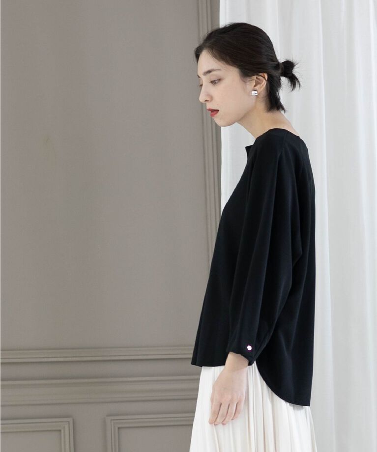 OPAQUE.CLIP「UV 袖口金ボタンキーネックトップス【吸水速乾/洗濯機洗い可】」|Tシャツ・カットソー|