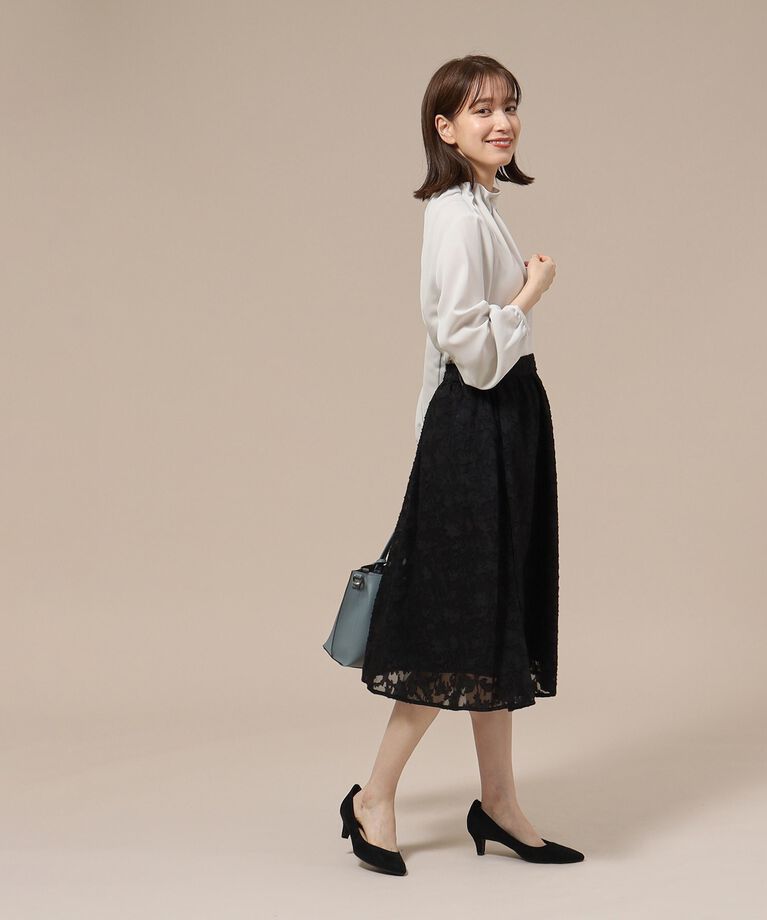 SHOO･LA･RUE「【S-3L/通勤/デイリー/セレモニーにも】フリルスタンドカラーブラウス【CIRCRIC】」|シャツ・ブラウス|