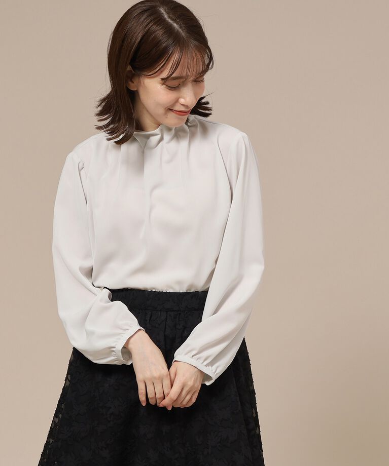 SHOO･LA･RUE「【S-3L/通勤/デイリー/セレモニーにも】フリルスタンドカラーブラウス【CIRCRIC】」|シャツ・ブラウス|