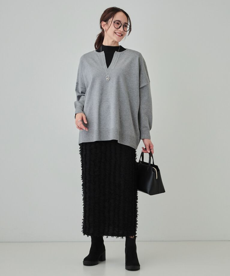 SHOO･LA･RUE「【洗える】レイヤードコーデも楽しめる もちもちVネックニット」|ニット・セーター|